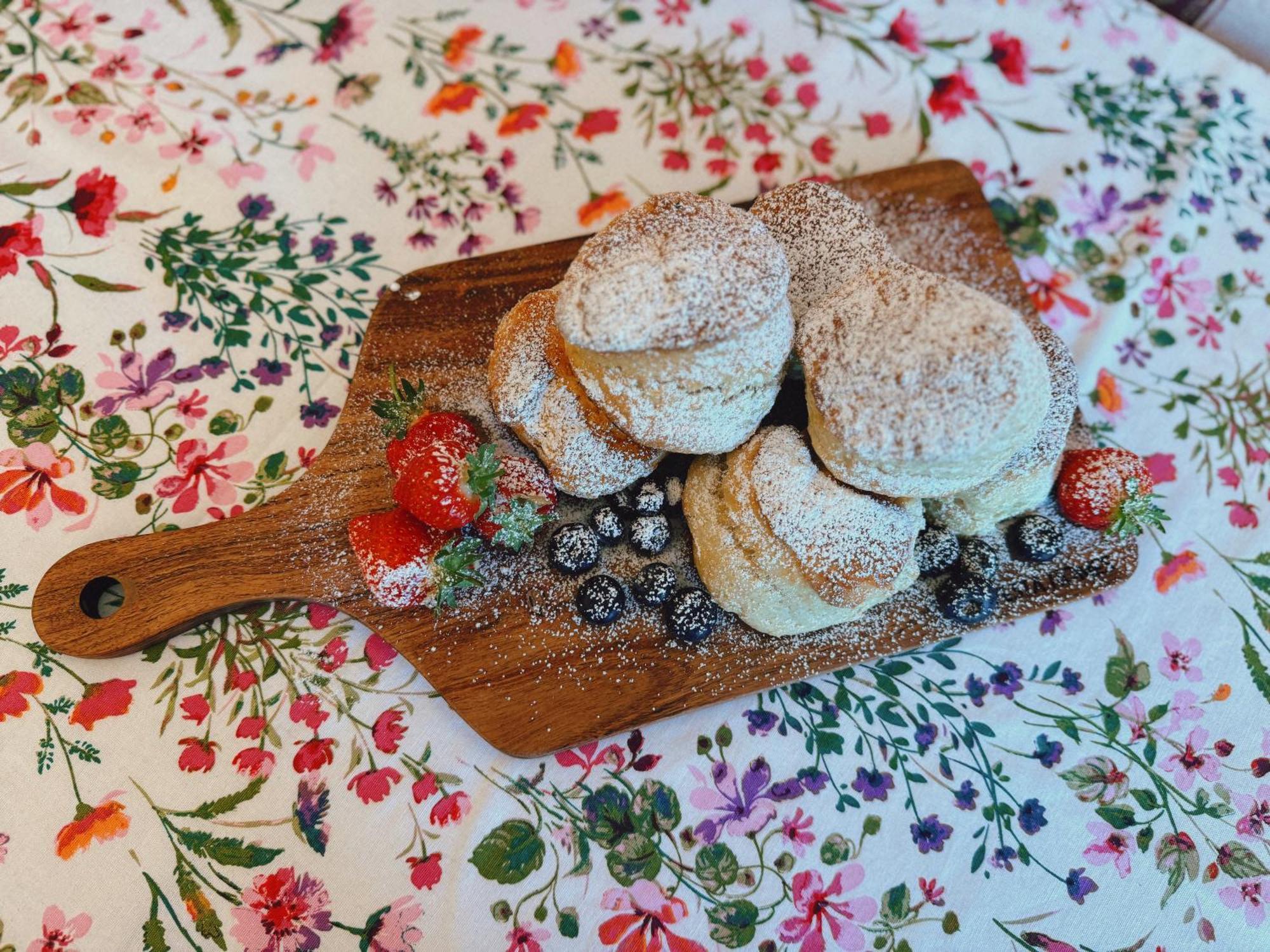 The Robin Hill Bed & Breakfast Торки Екстериор снимка